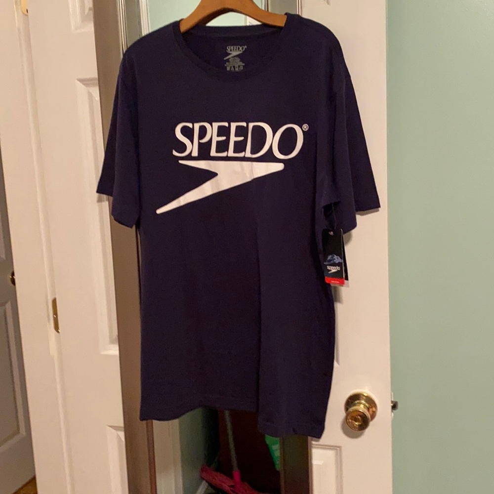 Men’s Speedo tee